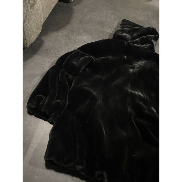 Donna Salyers' Coyote Thick Faux Fur Size XL‎ Women's For The COLD